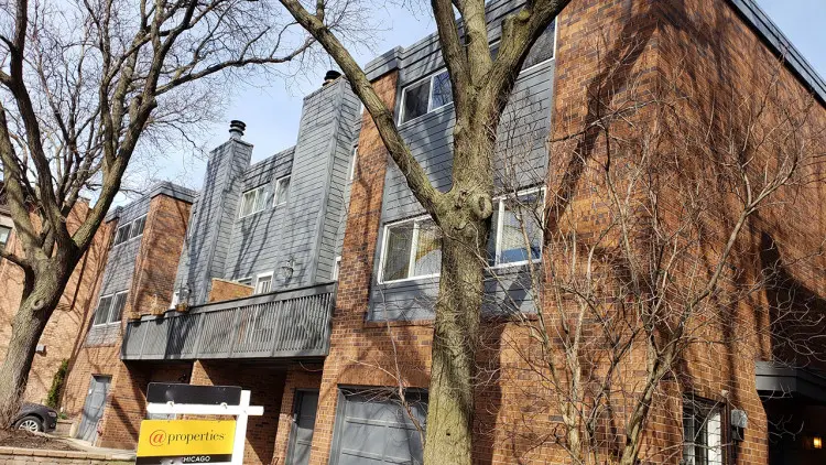 Chicago-IL-on-Magnolia-Townhouses-4