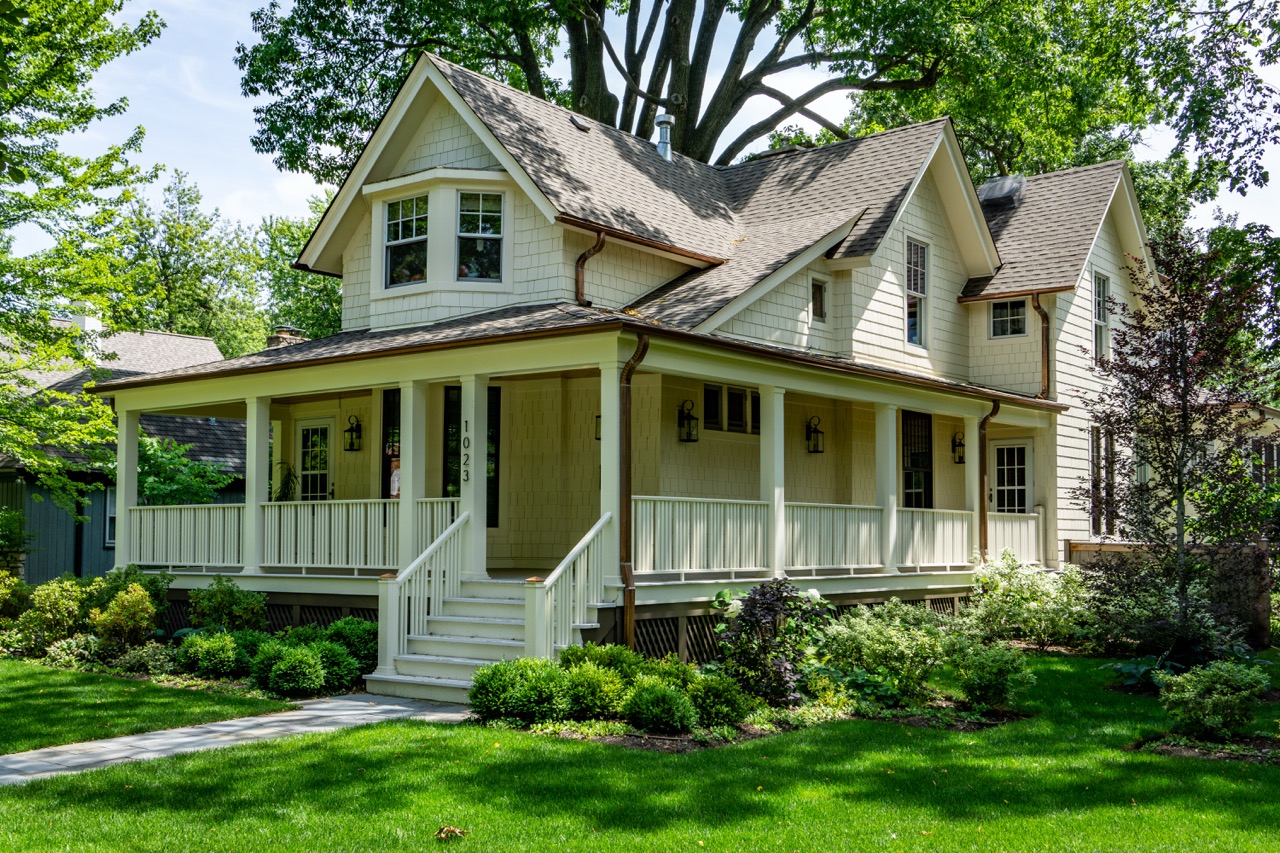 New GAF roof and James Hardie siding on a Wilmette, IL home